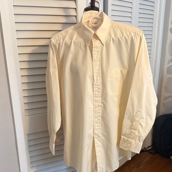 Brooks Brothers Light Yellow Dress Shirt - Picture 1 of 5